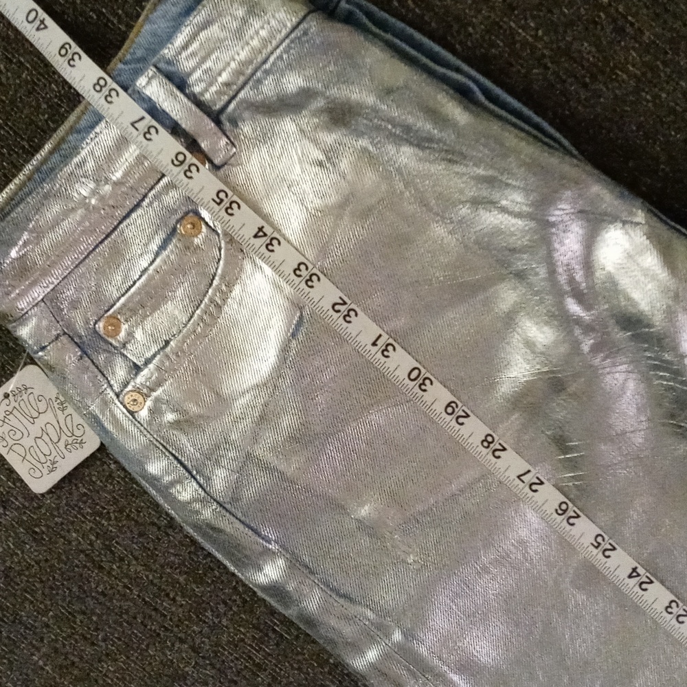 🆕️ 💙Free People💙 - Silver Maggie Foil Jean - Picture 13 of 16